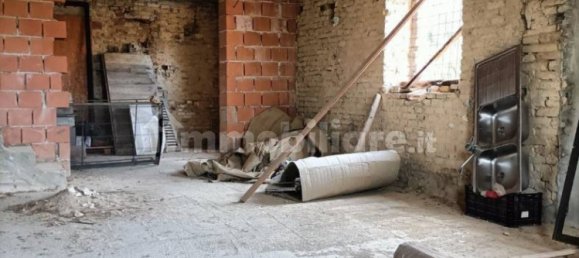 3 bedrooms Villa in Terre Roveresche, Italy No. 84291 26