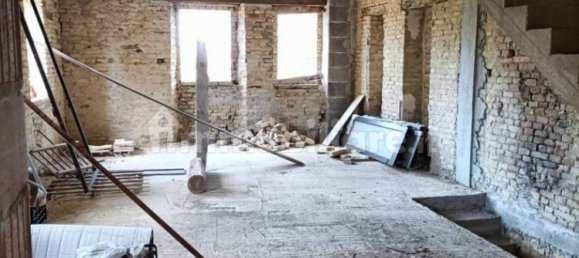 3 bedrooms Villa in Terre Roveresche, Italy No. 84291 27