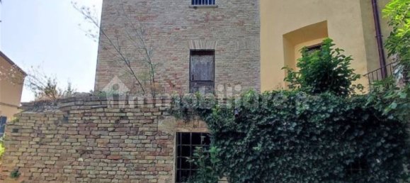 3 bedrooms Villa in Terre Roveresche, Italy No. 84291 6