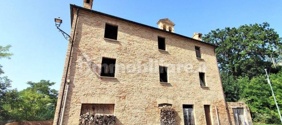 3 bedrooms Villa in Terre Roveresche, Italy No. 84291 11