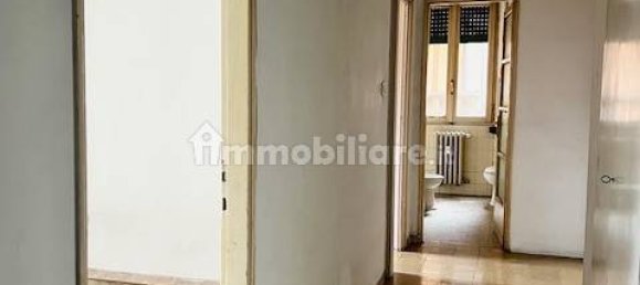 2 bedrooms Apartment in Pavia, Italy No. 6490 4