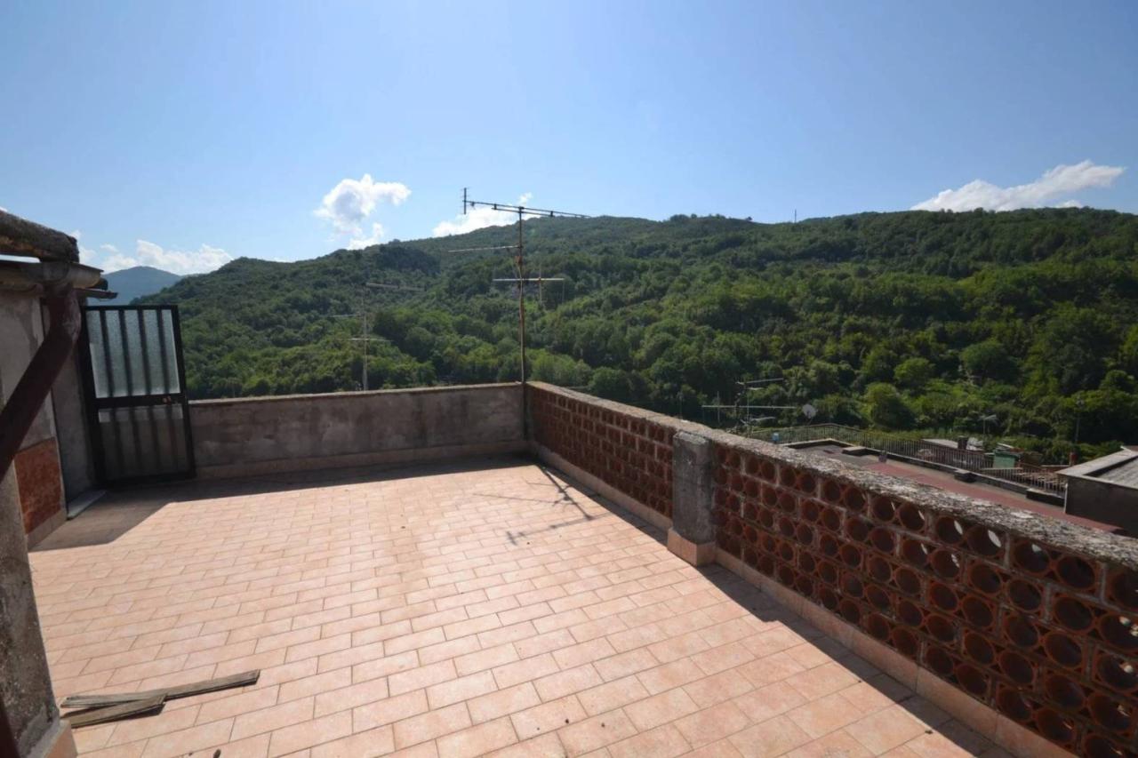 Apartamento de 4 habitaciónes en Vicovaro, Italy No. 134298