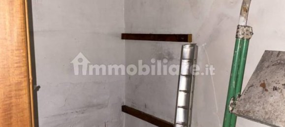 3غرفة عقار تجاري في Genoa, Italy رقم 164770 9