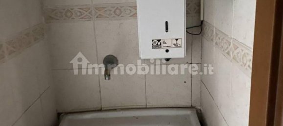 3غرفة عقار تجاري في Genoa, Italy رقم 164770 10