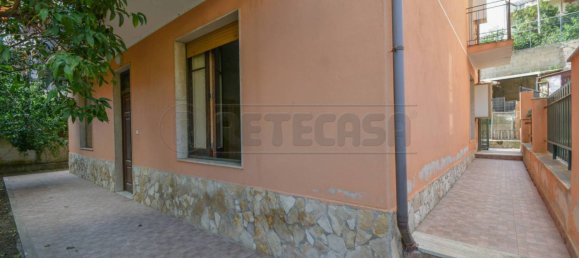 4 bedrooms House in Messina, Italy No. 141579 48