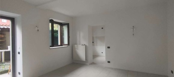 Apartamento de 2 habitaciónes en Lonate Ceppino, Italy No. 3408 9