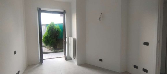 Apartamento de 2 habitaciónes en Lonate Ceppino, Italy No. 3408 14