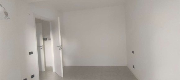 Apartamento de 2 habitaciónes en Lonate Ceppino, Italy No. 3408 12
