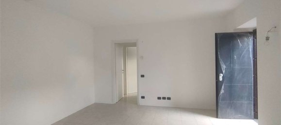 Apartamento de 2 habitaciónes en Lonate Ceppino, Italy No. 3408 7