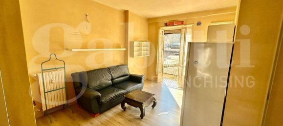 Studio in Turin, Italy No. 57165 3