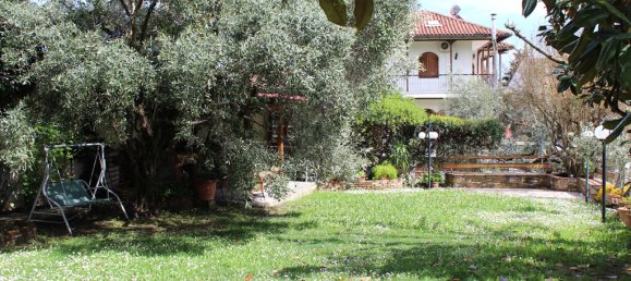 Здание с 8 спальнями в Лариса, Греция № 93303 12