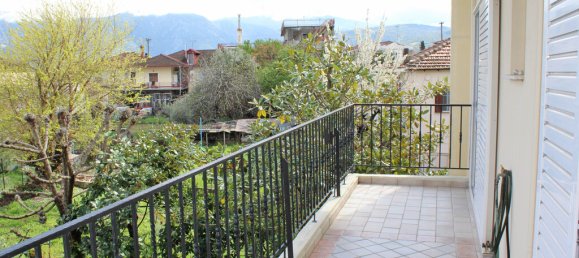 Здание с 8 спальнями в Лариса, Греция № 93303 23