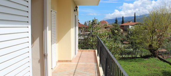 Здание с 8 спальнями в Лариса, Греция № 93303 25