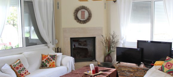 Здание с 8 спальнями в Лариса, Греция № 93303 14