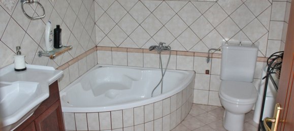 Здание с 8 спальнями в Лариса, Греция № 93303 19