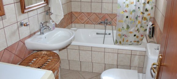 Здание с 8 спальнями в Лариса, Греция № 93303 21