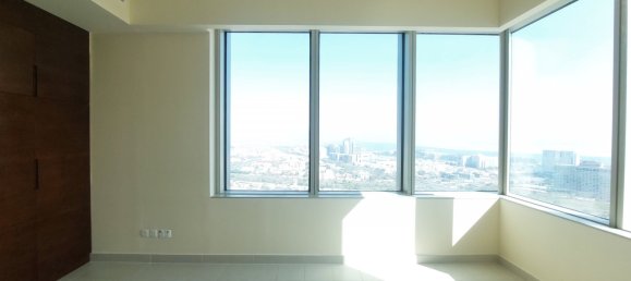 Apartamento de 2 dormitorios en Corniche Road, UAE No. 5063 4