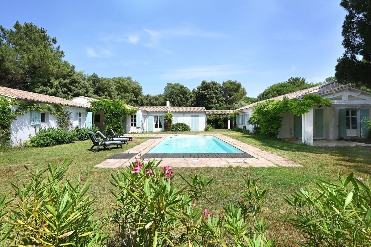 8 bedrooms Villa in Les Portes-en-Re, France No. 347657