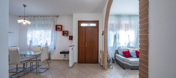 2 bedrooms Villa in Riva del Po, Italy No. 328130 11
