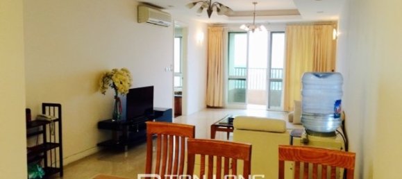 Apartamento de 3 dormitorios en Tay Ho, Vietnam No. 3448 2