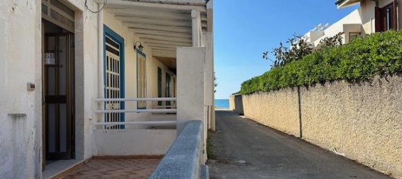 4غرفة منزل في Barcellona Pozzo di Gotto, Italy رقم 131904 3