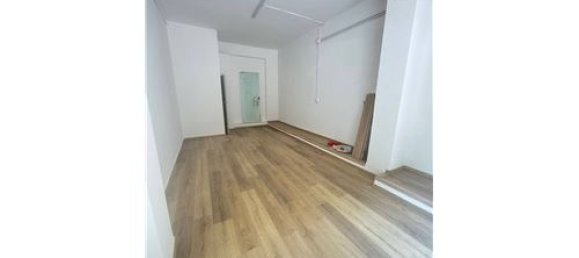 29m² Commercial property in Naples, Italy No. 275939 5