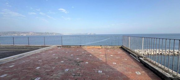 8 rooms Villa in Bacoli, Italy No. 57448 8