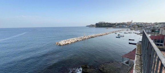 8 rooms Villa in Bacoli, Italy No. 57448 16