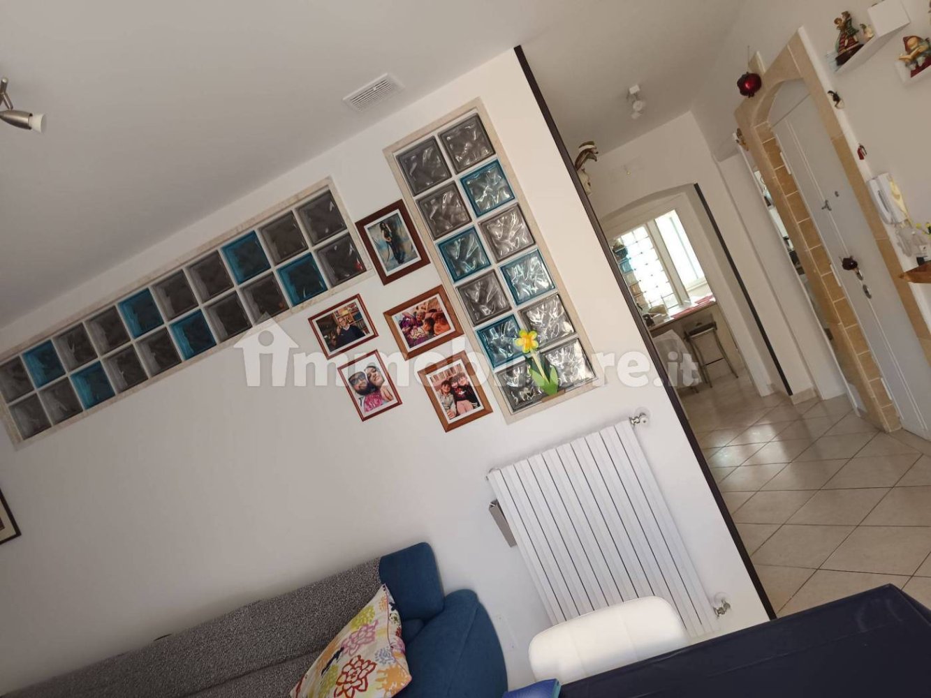 2 bedrooms House in Bari, Italy No. 278642