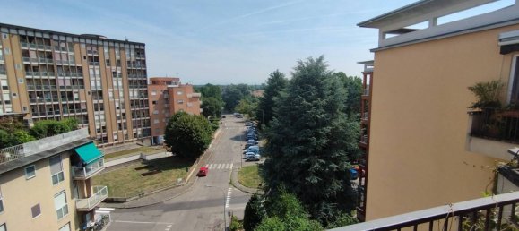 Квартира с 3 спальнями в Ро, Италия № 334624 16