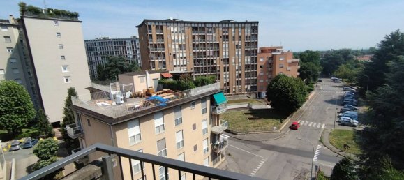 Квартира с 3 спальнями в Ро, Италия № 334624 15