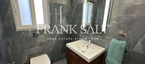 Пентхаус с 2 спальнями в Сан-Пауль-иль-Бахар, Мальта № 10873 10