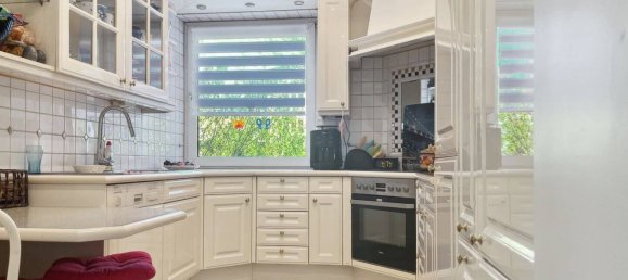 4 rooms Apartment in Essen, Germany No. 16740 7