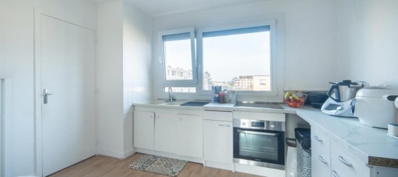 Apartamento de 2 dormitorios en Bourg-en-Bresse, France No. 206227 10