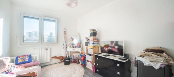 Apartamento de 2 dormitorios en Bourg-en-Bresse, France No. 206227 11