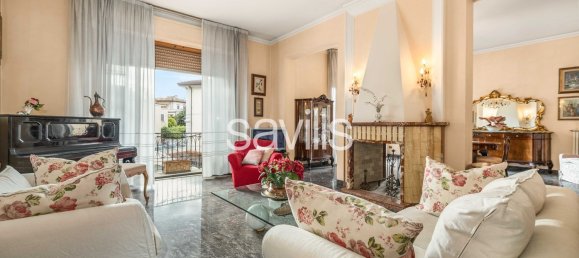 10 rooms Apartment in Florence, Italy No. 154698 7