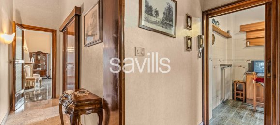 10 rooms Apartment in Florence, Italy No. 154698 12