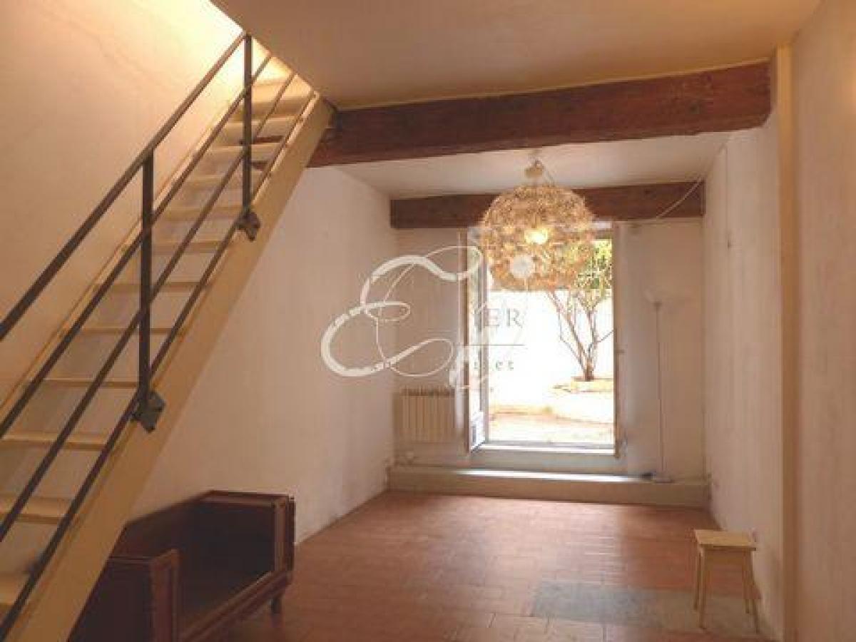 Estudio en el condominio en Lyon, France No. 31195