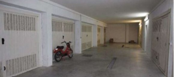 5-salle Appartement à Porto San Giorgio, Italy No. 93337 20