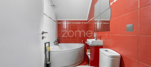 5 bedrooms House in Porto, Portugal No. 110247 24