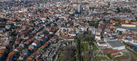 5 bedrooms House in Porto, Portugal No. 110247 41