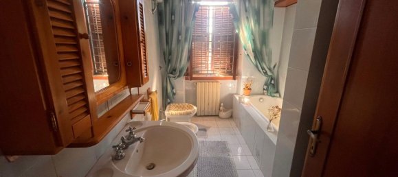 Вилла с 4 спальнями в Неттуно, Италия № 335484 42