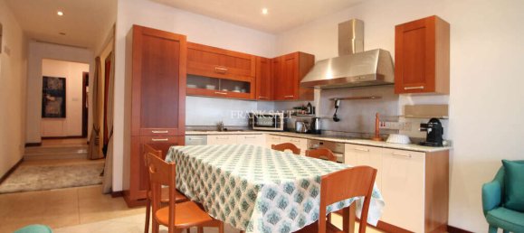 Квартира с 1 спальней в Сент-Джулианс, Мальта № 4705 2