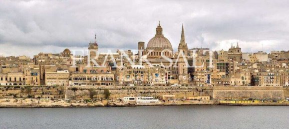 2 bedrooms Apartment in Sliema, Malta No. 6931 2