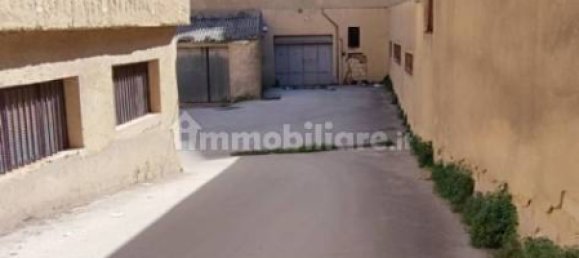 1-salle Propriété commerciale à Caltagirone, Italy No. 164445 2