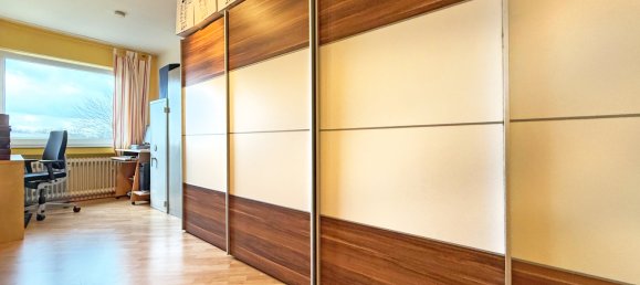 Apartamento de 4 habitaciónes en Bochum, Germany No. 26649 5