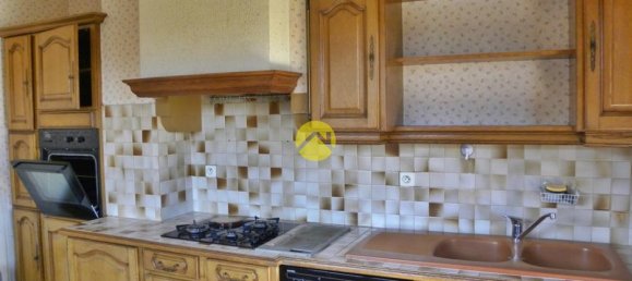 Дом с 2 спальнями в Лере, Франция № 238309 10