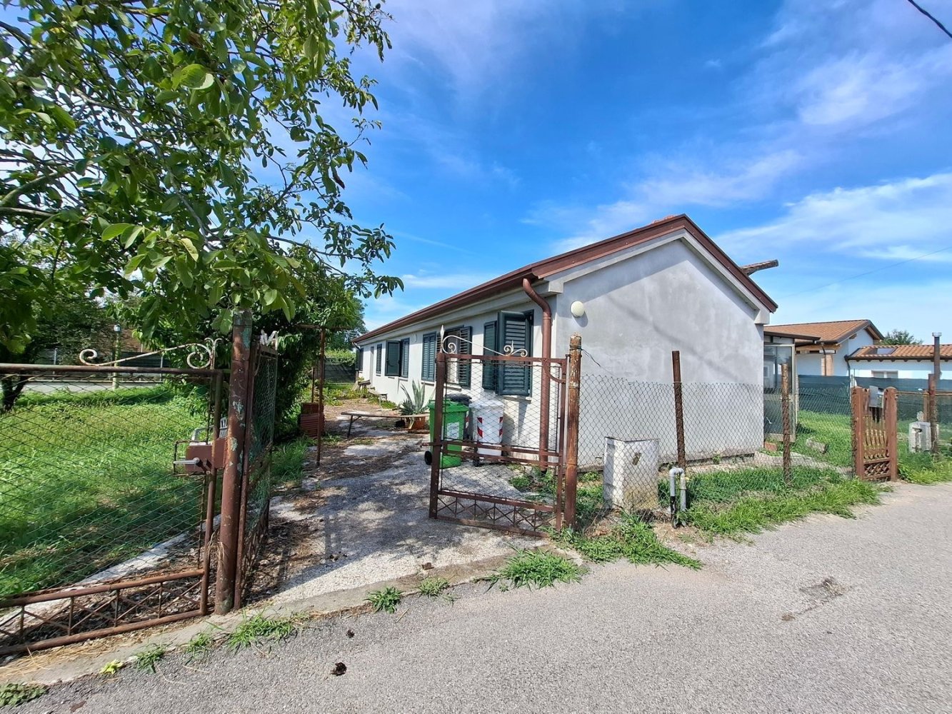 Casa de 7 habitaciónes en Rovigo, Italy No. 279503