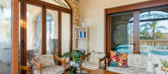 Villa de 4 dormitorios en Daya Vieja, Spain No. 8623 6