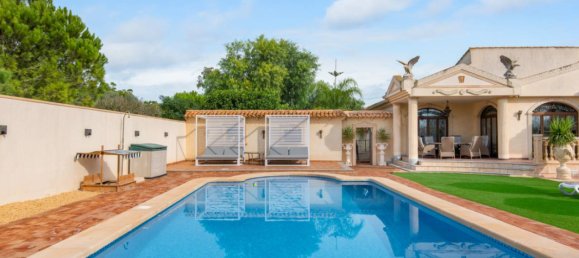 Villa de 4 dormitorios en Daya Vieja, Spain No. 8623 4